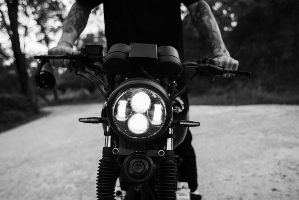 motorcycle handlebar-52b315d802c141de93c3b020ea3c3776.jpg motorcycle handlebar